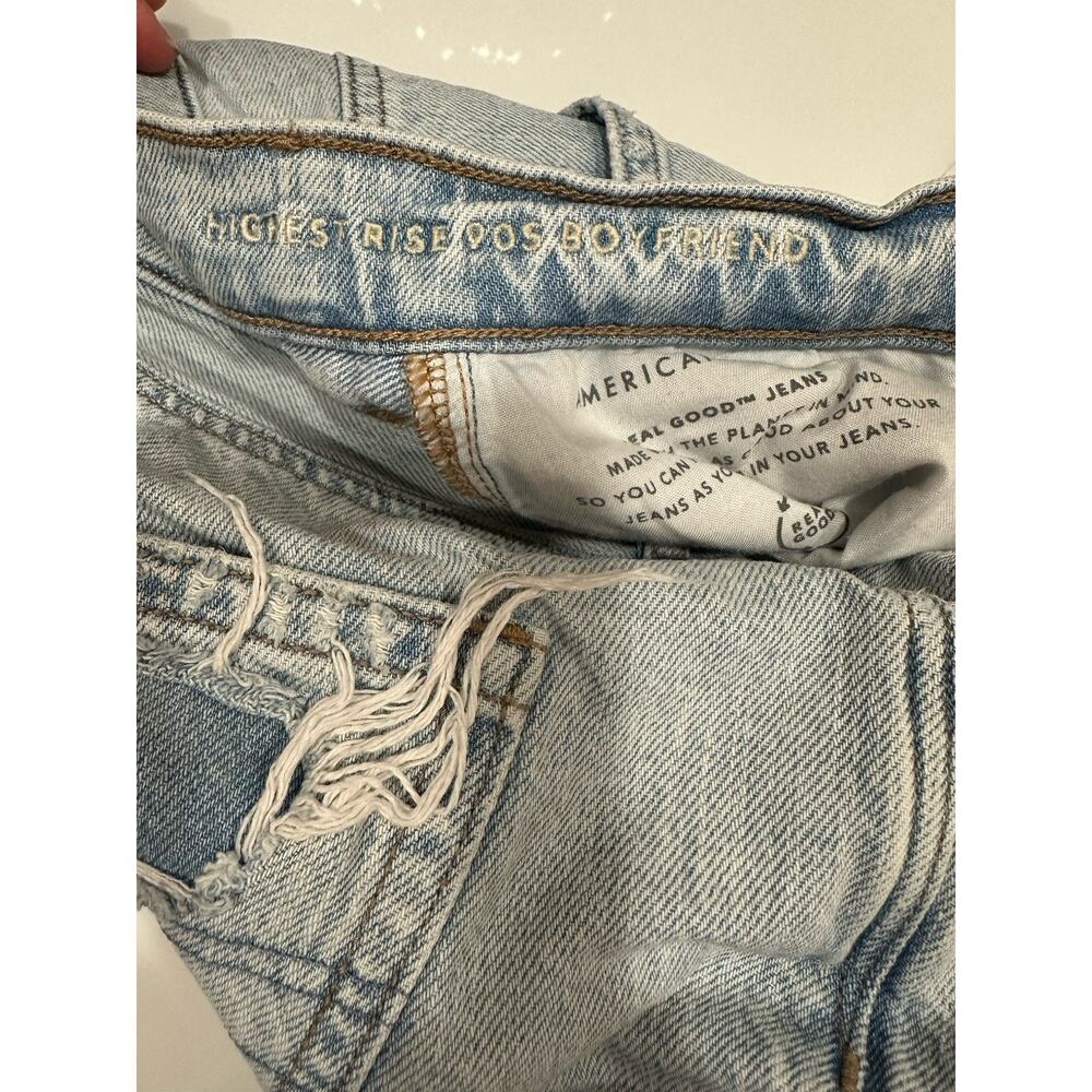 American Eagle Highest Rise 90s Boyfriend Jeans Women’s6 Light Wash Distressed - Picture 3 of 8